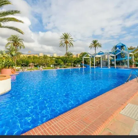 215. Primera Linea De Playa. Apartment